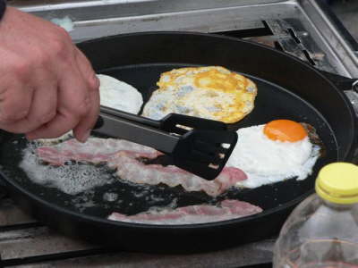 24 Bacon und ein Ei
